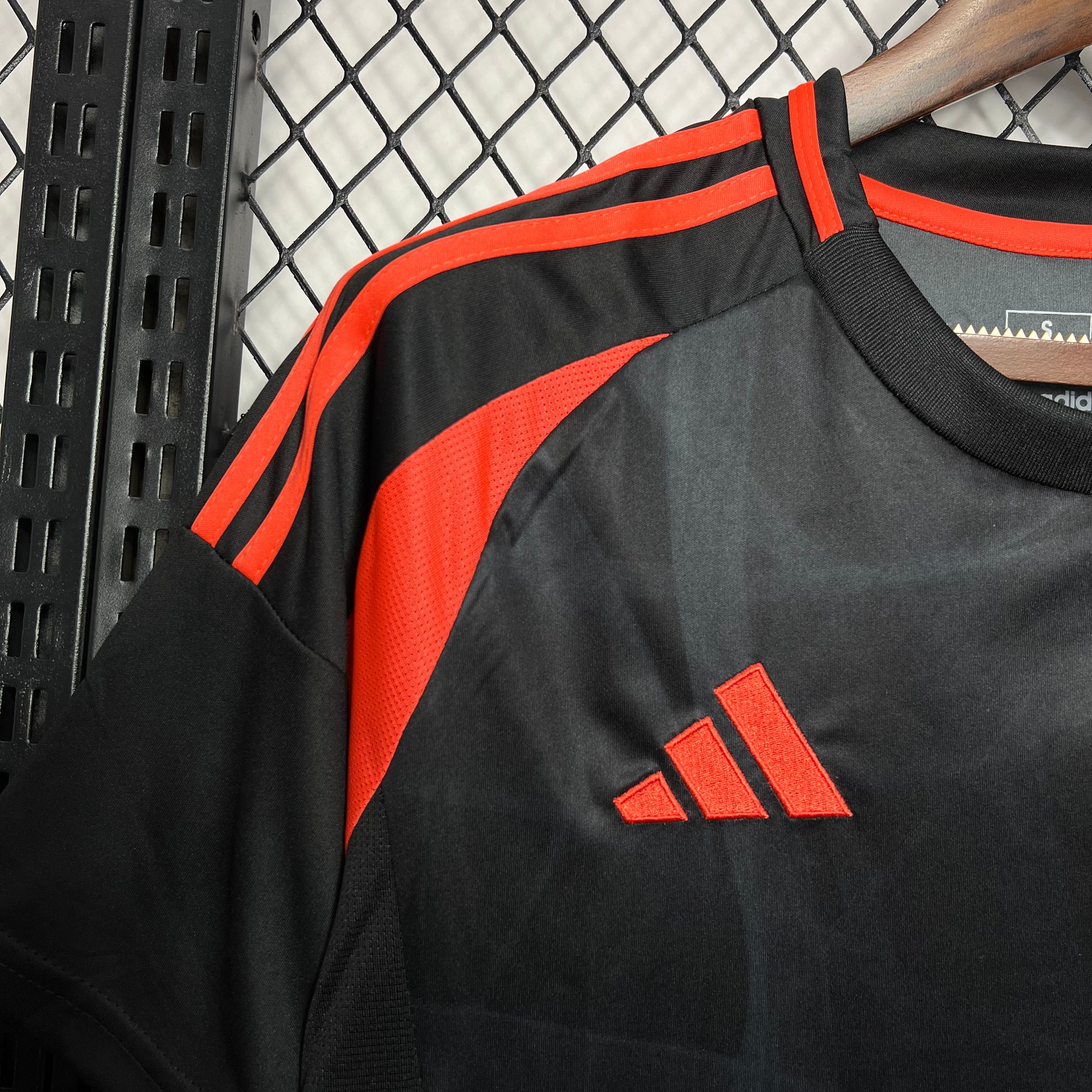 Camisa Colômbia Away 24/25 Adidas - James #10