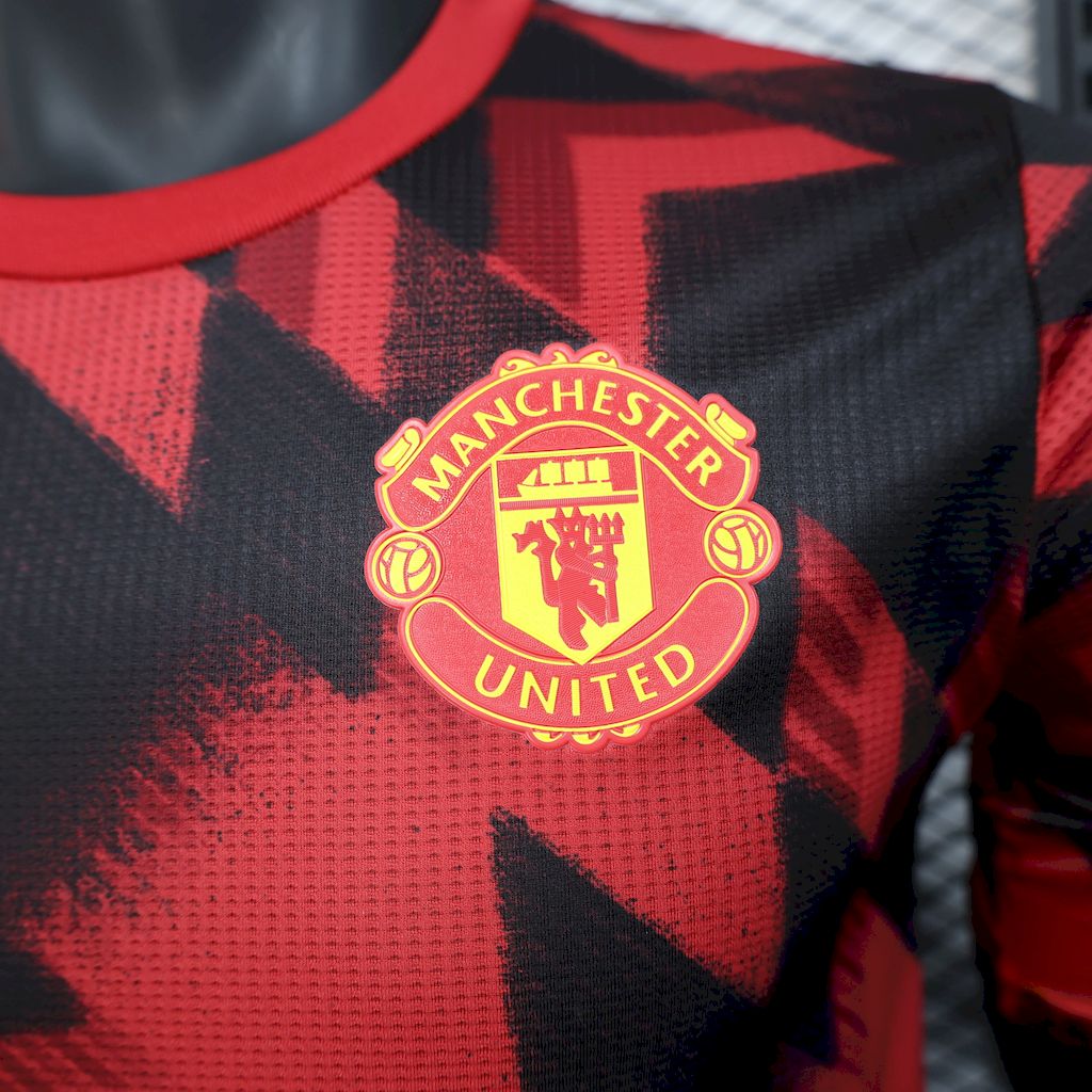Camisa Manchester United Pre Jogo 25/26 Adidas - Jogador