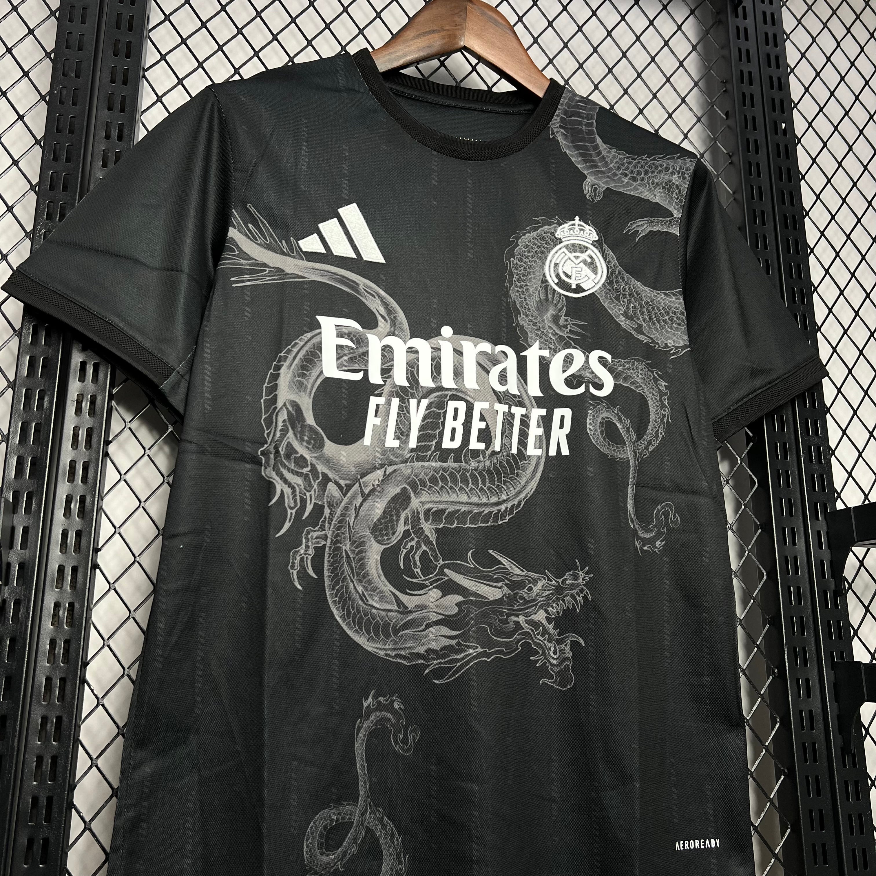 Camisa Real Madrid Edição Especial Preta 24/25 - Adidas Torcedor Masculina Lançamento