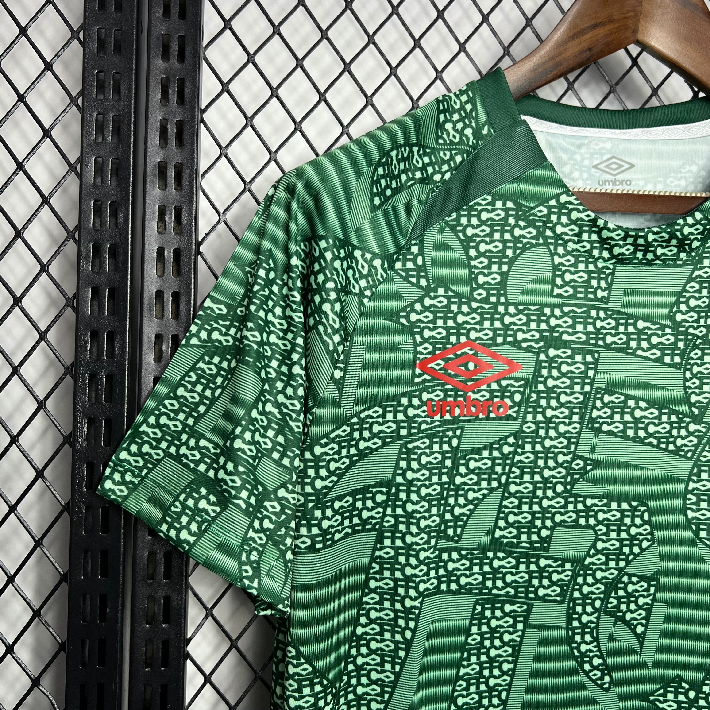 Camisa Fluminense Treino I 24/25 Umbro - Torcedor