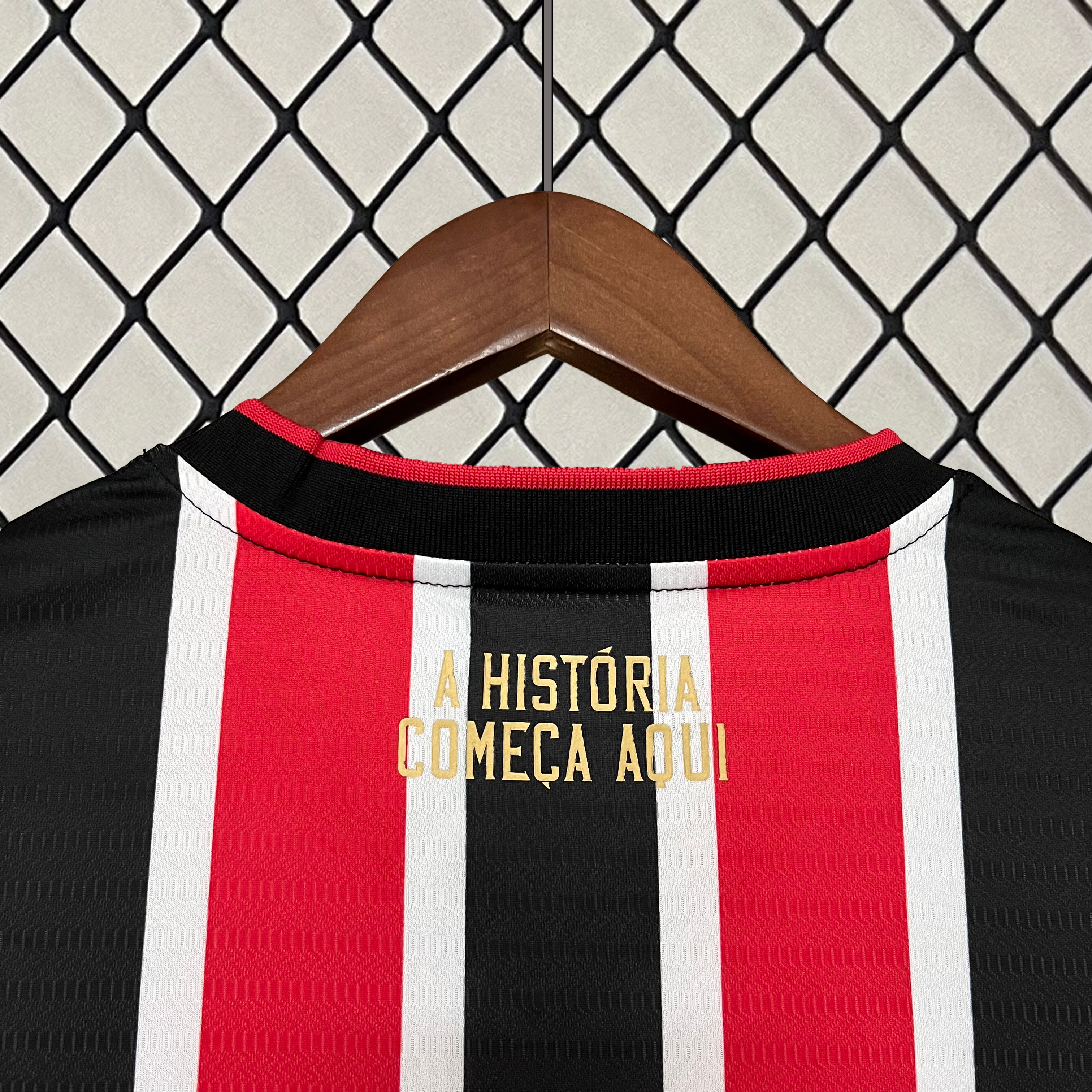Camisa São Paulo Reserva 24/25 - NB Torcedor Masculina Lançamento