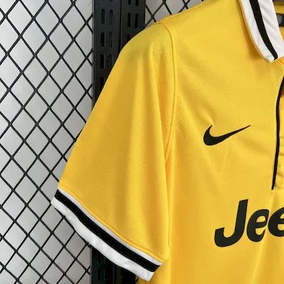Camisa Juventus III Retrô 2013/2014  - Nike - Torcedor