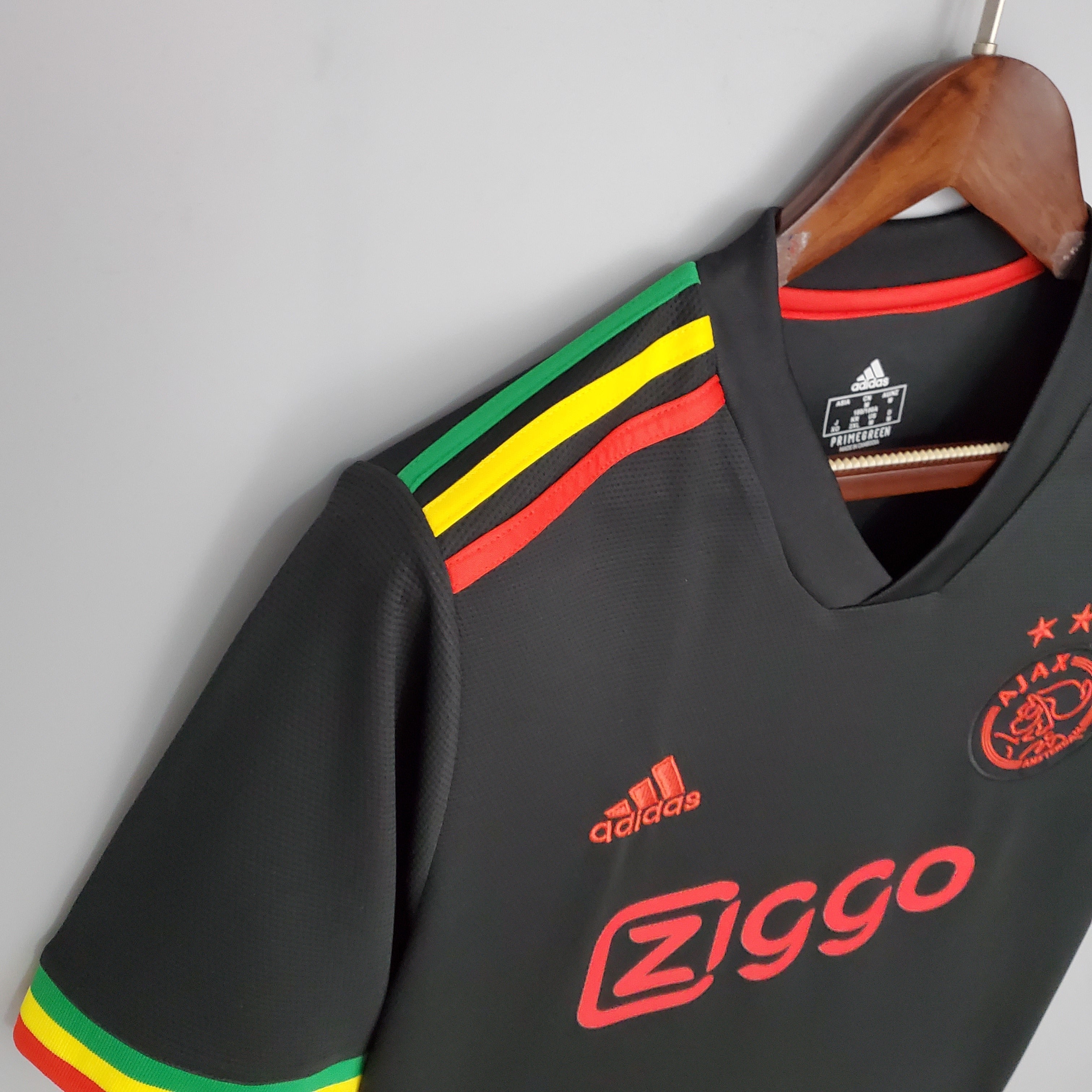 Camisa Ajax Retrô 21/22 - Three Little Birds - Adidas